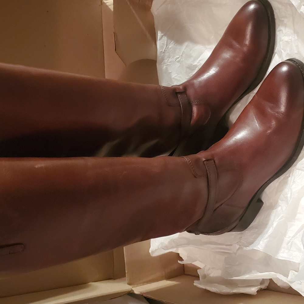 Frye Brown Heeled Boots Classic Leather Design